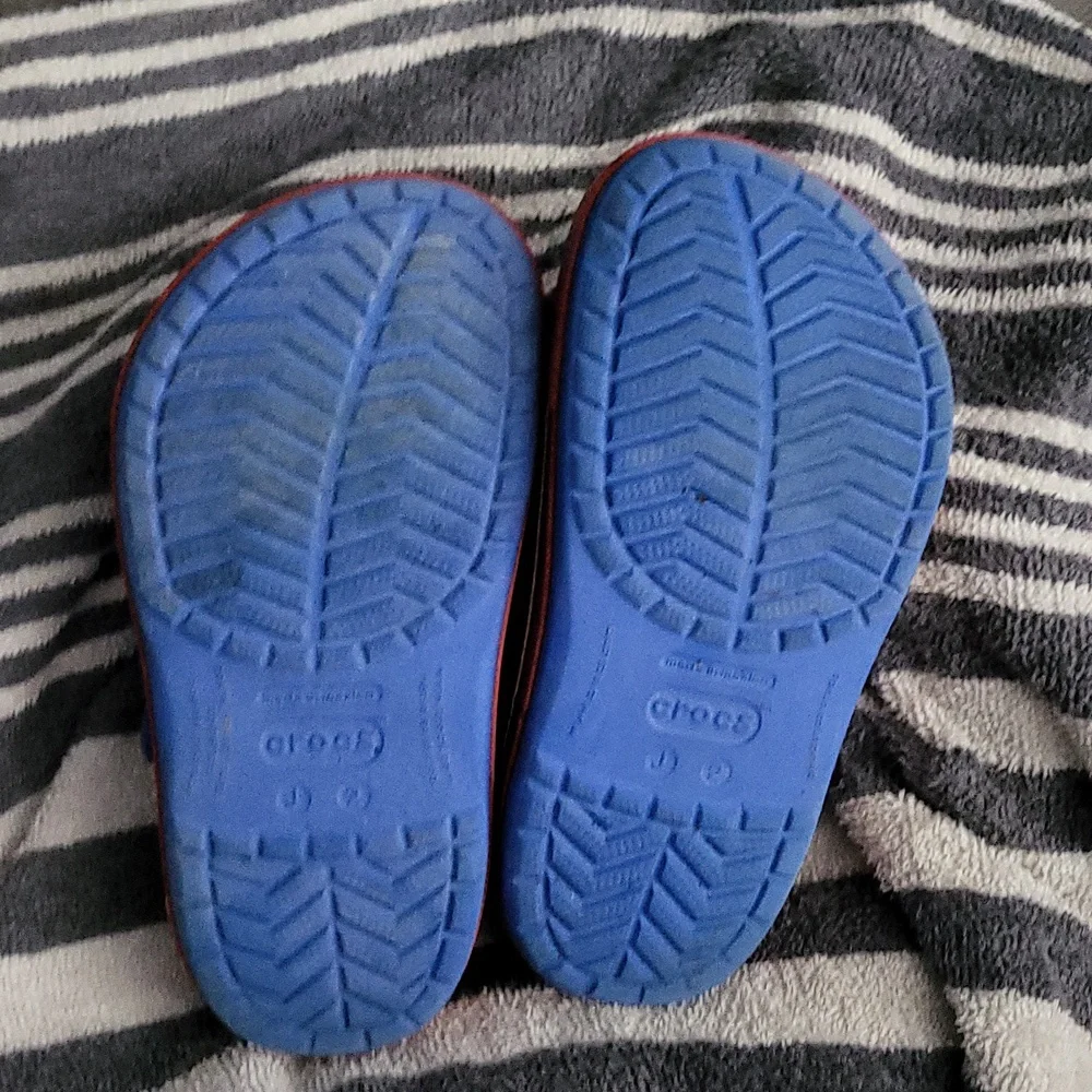 Crocs - Picture 2 of 4